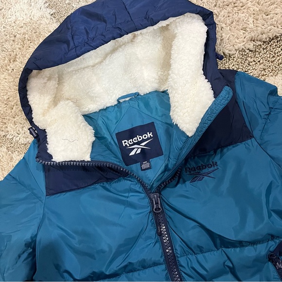 Brand new with tags - Men’s Reebok Puffer Sherpa Jacket - Picture 9 of 9